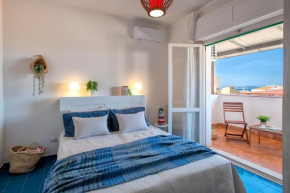 Blu Vintage apartment: centrale con vista mare